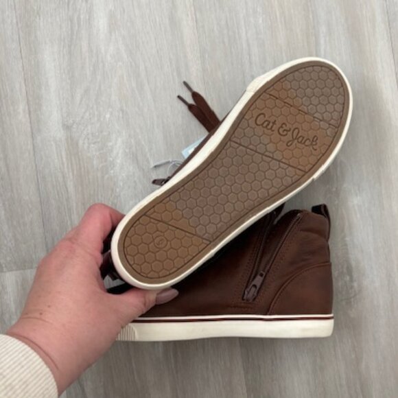 NWT Cat & Jack boys side zip high top shoes - Picture 4 of 4